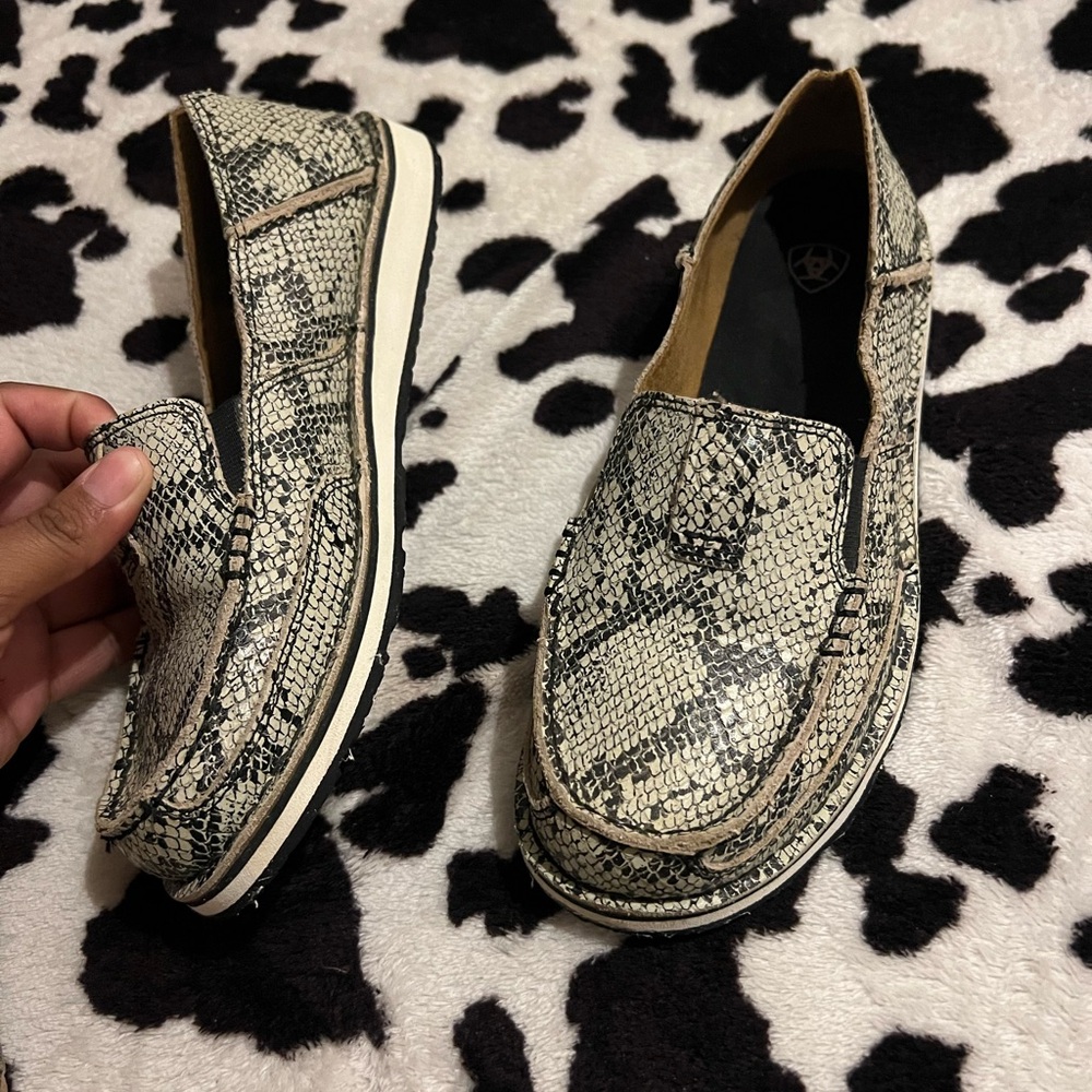 COPY - Ariat